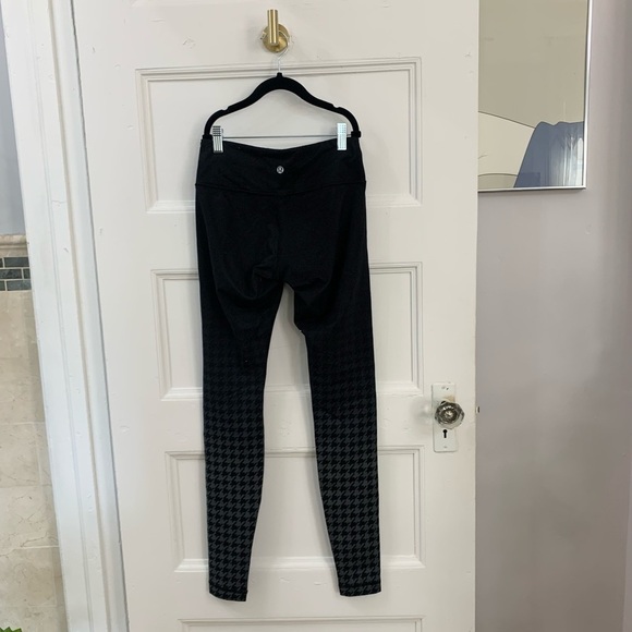 Lululemon Houndstooth Long Leggings - Picture 6 of 8